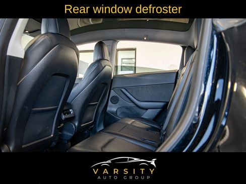 Used 2022 Tesla Model Y Long Range image 11