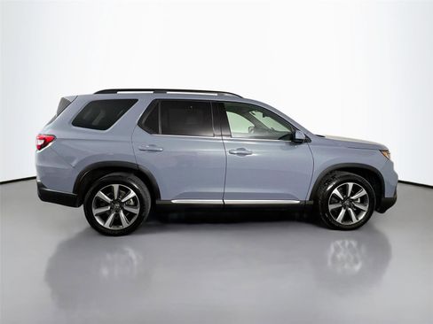 Used 2024 Honda Pilot Elite image 7