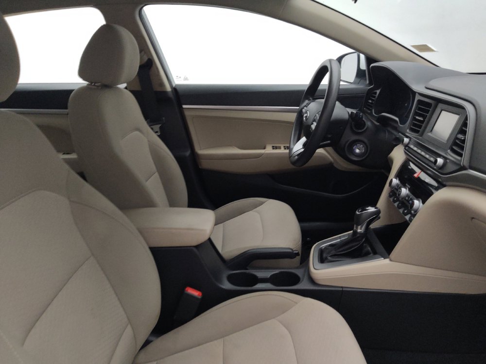 Used 2020 Hyundai Elantra SE FWD image 21