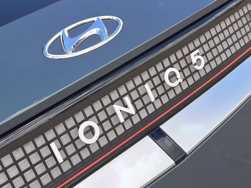 Used 2024 Hyundai Ioniq 5 Limited RWD image 31