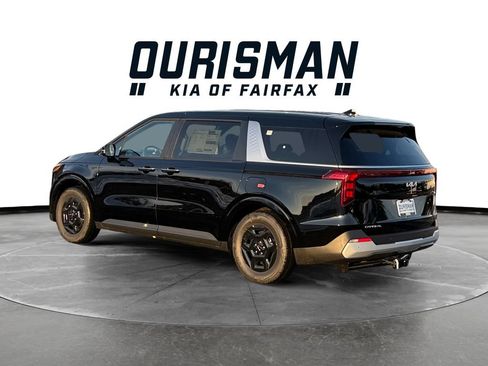 New 2026 Kia Carnival FWD image 4
