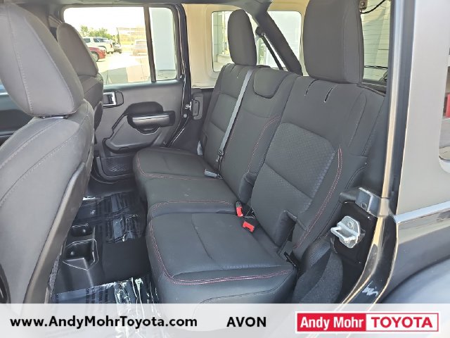 Used 2019 Jeep Wrangler Unlimited Rubicon AWD/4WD image 26