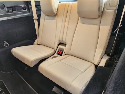 Used 2021 Mercedes-Benz GLE 350 4MATIC image 31