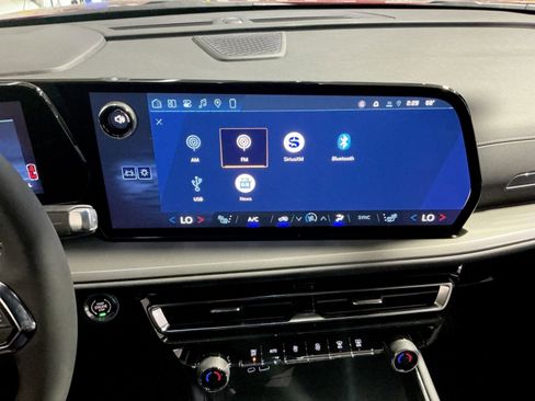 New 2026 Chevrolet Traverse LT w/ Enhanced Driving Package image 26