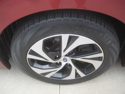 Used 2022 Subaru Legacy Premium AWD/4WD image 10