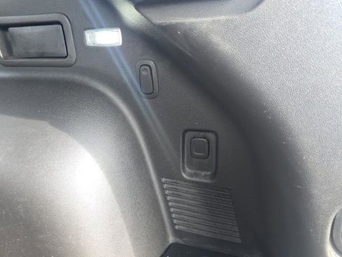 Used 2021 Chevrolet Blazer RS w/ Enhanced Convenience Package image 34