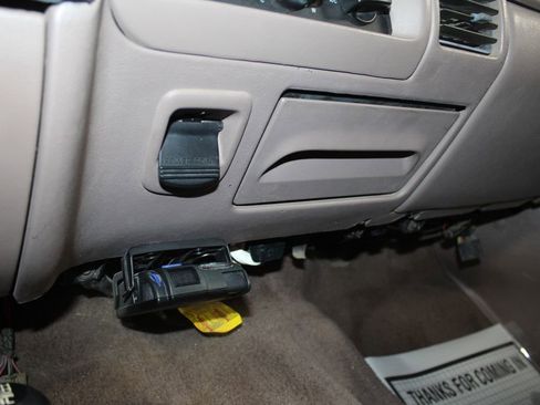 Used 1997 Ford F350 XLT image 47