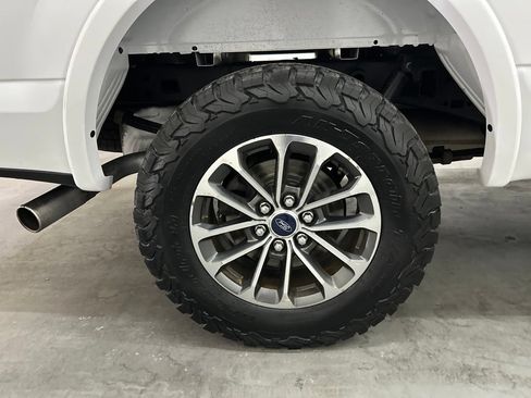 Used 2018 Ford F150 XLT w/ Equipment Group 302A Luxury AWD/4WD image 59