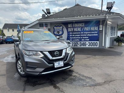 Used 2018 Nissan Rogue SV