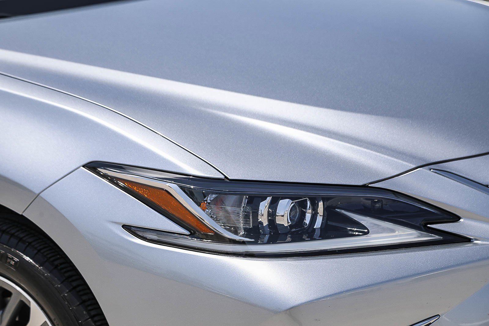 Used 2025 Lexus ES 350 FWD image 8
