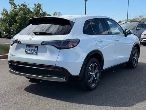Used 2023 Honda HR-V EX-L image 8