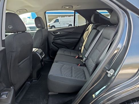 Used 2021 Chevrolet Equinox LT image 11