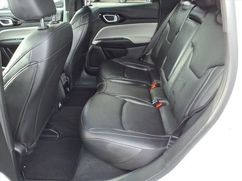 Used 2025 Jeep Compass Limited AWD/4WD image 14
