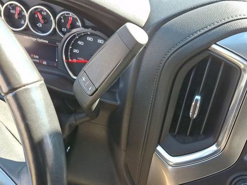 Certified 2021 Chevrolet Silverado 1500 LT Trail Boss w/ Convenience Package II image 15