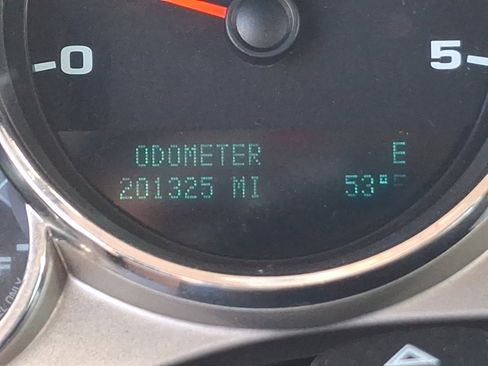 Used 2013 GMC Sierra 3500 SLE w/ SLE Preferred Package image 18