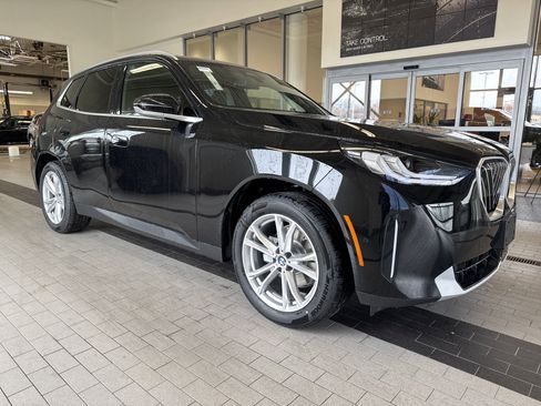 Used 2025 BMW X3 xDrive30i w/ Convenience Package image 3