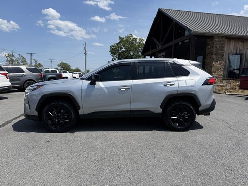 Used 2024 Toyota RAV4 LE FWD image 3