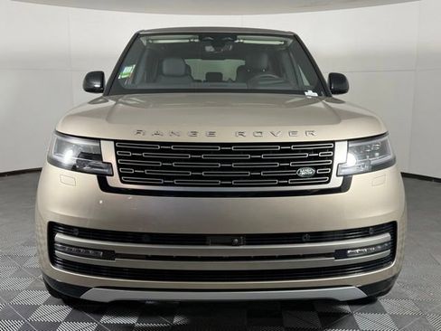 New 2025 Land Rover Range Rover SE image 12