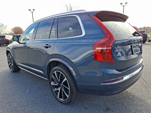 Used 2023 Volvo XC90 B5 Plus w/ Protection Package image 4