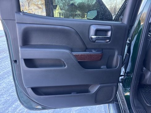 Used 2015 GMC Sierra 1500 SLT w/ SLT Crew Cab Value Package image 17