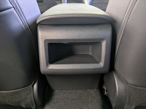 Used 2024 Toyota Camry SE w/ Convenience Package image 17