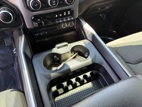 Used 2019 RAM 1500 Big Horn AWD/4WD image 23