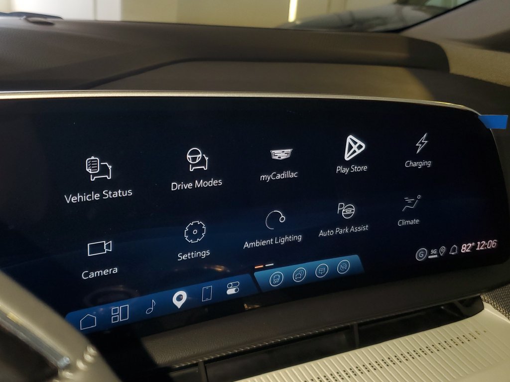New 2027 Cadillac Optiq Sport RWD image 21