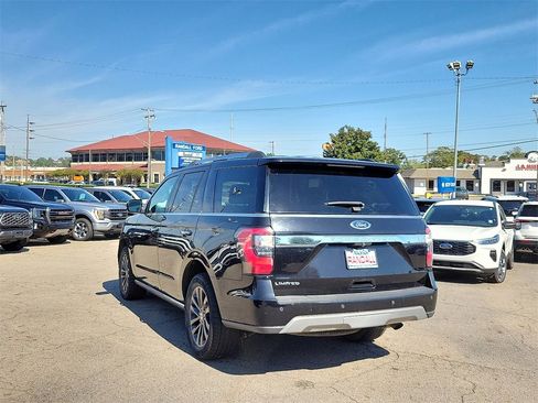 Used 2020 Ford Expedition Limited image 4