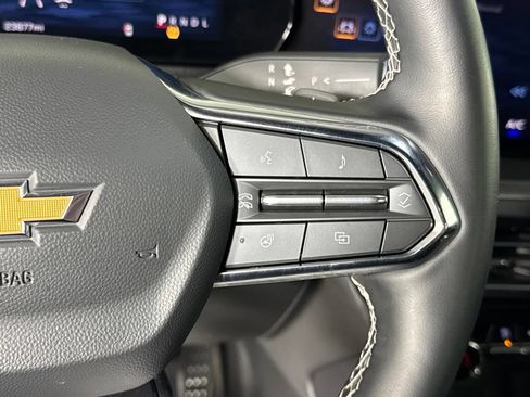 Certified 2026 Chevrolet Traverse LT AWD/4WD image 13