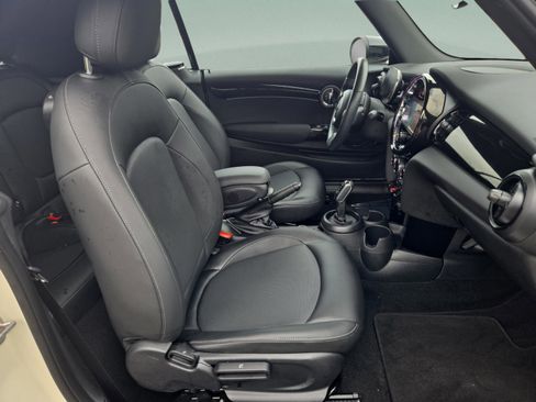 Used 2023 MINI Cooper Convertible image 26