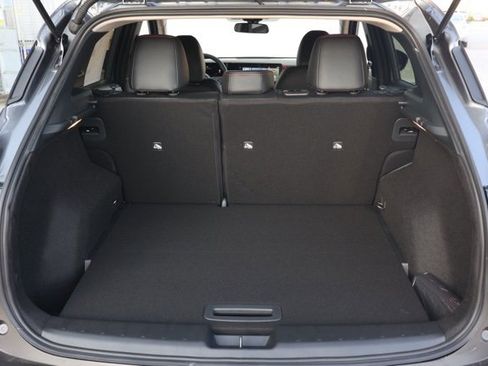 New 2025 Nissan Kicks SR image 16