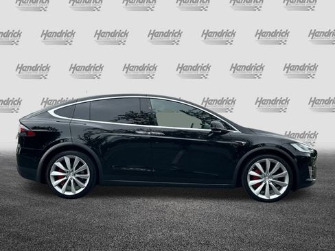 Used 2020 Tesla Model X Long Range image 3