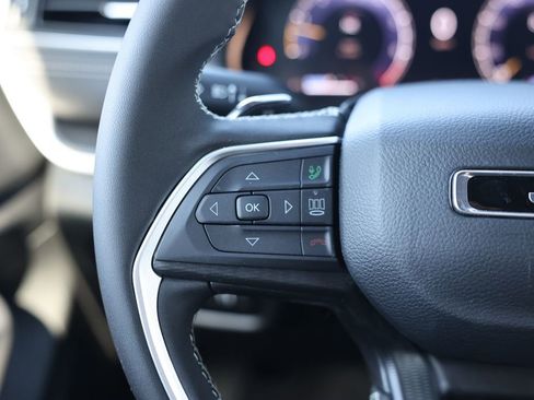 New 2025 Jeep Grand Cherokee Laredo w/ MOPAR Finishing Package image 23