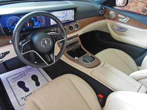 Used 2023 Mercedes-Benz E 350 4MATIC Sedan w/ Premium Package image 2