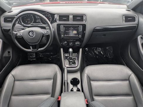 Used 2018 Volkswagen Jetta Sport FWD image 14
