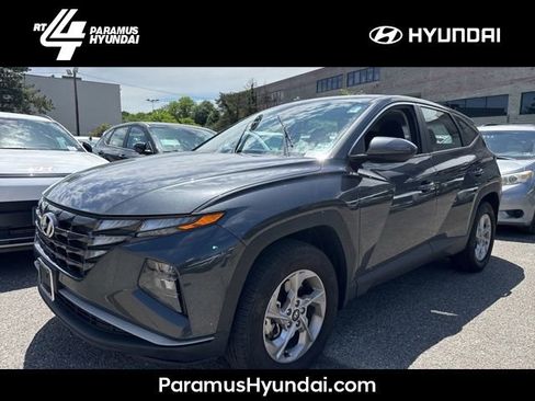 Used 2024 Hyundai Tucson SE AWD/4WD image 1