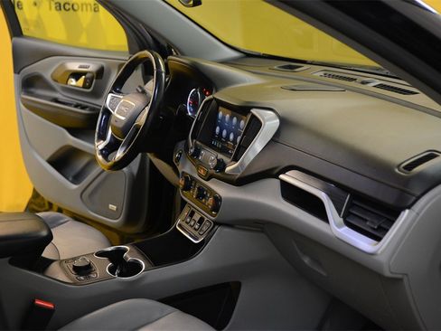 Used 2020 GMC Terrain SLT w/ Preferred Package image 32