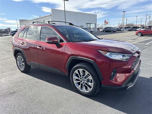 Used 2019 Toyota RAV4 Limited image 7