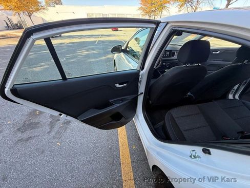 Used 2022 Kia Rio LX image 13