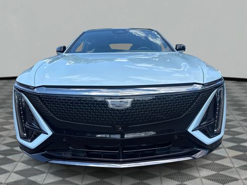 Used 2024 Cadillac Lyriq Sport AWD/4WD image 22