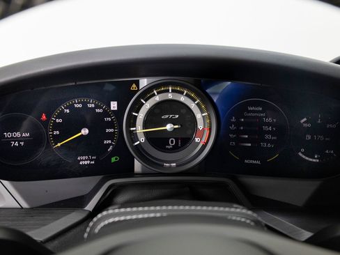 Certified 2024 Porsche 911 GT3 RWD image 17
