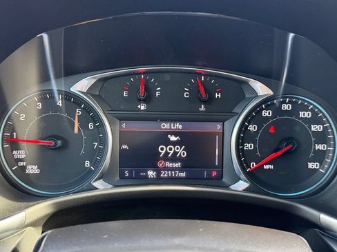 Used 2024 Chevrolet Equinox LT FWD image 27