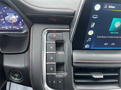 Used 2022 Chevrolet Suburban RST image 51