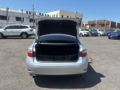 Used 2015 Lexus ES 350 w/ Premium Package FWD image 9