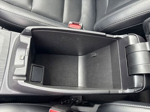 Used 2022 Ford Escape Titanium image 26