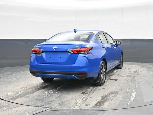 Used 2021 Nissan Versa SV image 8