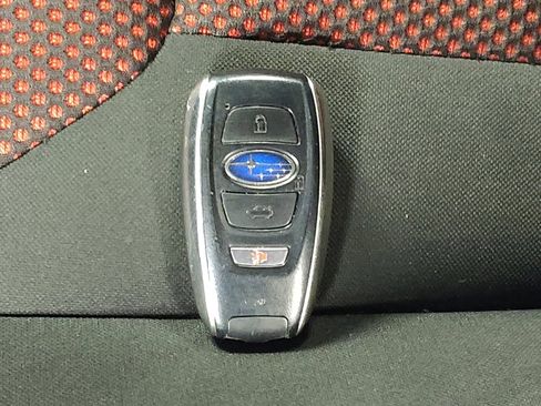 Used 2020 Subaru Impreza 2.0i Sport image 32