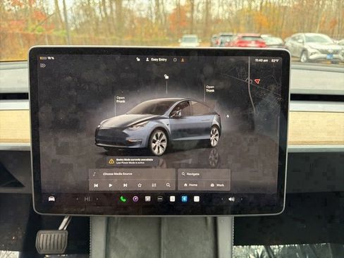 Used 2024 Tesla Model Y Long Range image 22