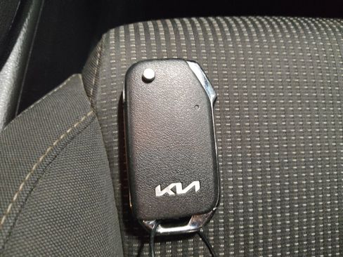 Used 2023 Kia Forte LXS FWD image 32