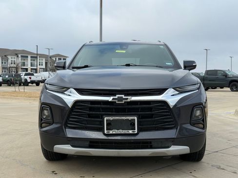 Used 2021 Chevrolet Blazer LT image 2